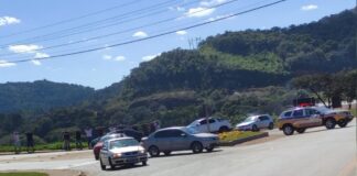 Ação da PMRv chama atenção no acesso 2 de Itabirito e retira 6 condutores embriagados da BR-356 Ação da PMRv chama atenção no acesso 2 de Itabirito e retira 6 condutores embriagados da BR-356