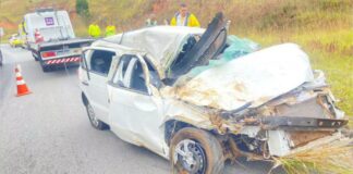 BR-040: carro capota e mata homem que estava no banco do passageiro BR-040: carro capota e mata homem que estava no banco do passageiro