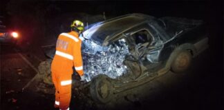 Motorista morre em acidente envolvendo 3 veículos na BR-369; veja fotos Motorista morre em acidente envolvendo 3 veículos na BR-369; veja fotos