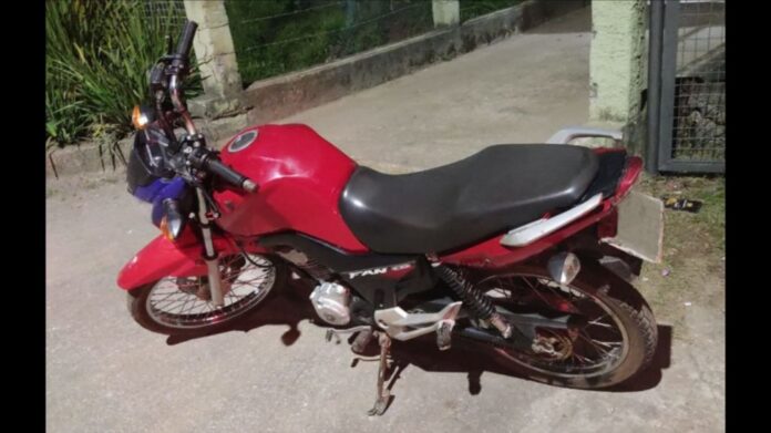 Na casa do suspeito de furtar moto em Itabirito, PM encontra outra motocicleta também furtada 