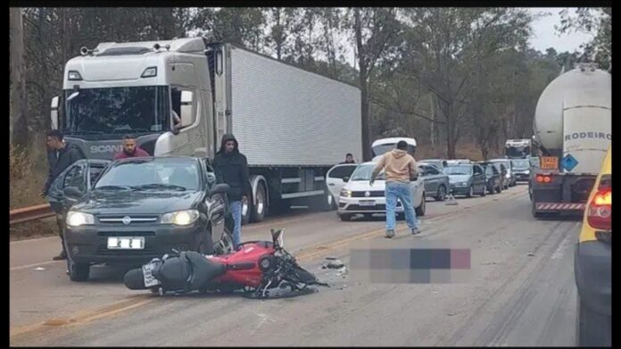Alphaville, Nova Lima: acidente na BR-040 deixa motociclista em estado grave