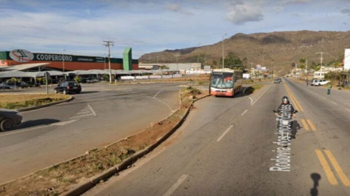 Ouro Preto, BR-356: atropelamento em frente à Cooperouro deixa vítima com suspeita de fraturas