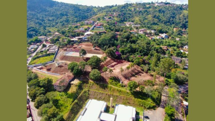 Construção de nova escola municipal, no bairro Quinta dos Inconfidentes. Foto - reprodução.