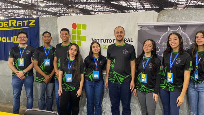 Itabirito: capitã da equipe Aurora, do IFMG, fala com o Radar Geral sobre o RoboCore Experience