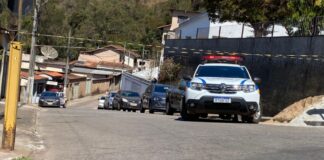 Itabirito: esquadrão antibomba é acionado após explosivo antigo ser encontrado no Funcionários Itabirito: esquadrão antibomba é acionado após explosivo antigo ser encontrado no Funcionários