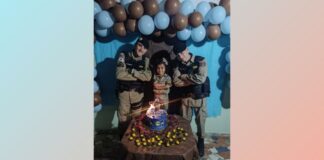Menina de 4 anos, que admira a PM, faz festa temática em Mariana e convida militares da 239ª Cia. Menina de 4 anos, que admira a PM, faz festa temática em Mariana e convida militares da 239ª Cia