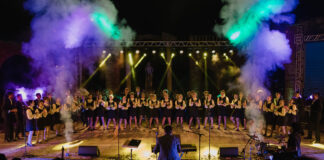 Praça do Centenário: 250 pessoas estarão no palco no espetáculo de 50 anos dos Canarinhos de Itabirito Praça do Centenário: 250 pessoas estarão no palco no espetáculo de 50 anos dos Canarinhos de Itabirito