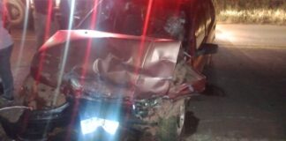 Colisão frontal entre veículos deixa 2 feridos na MG-129, em Ouro Branco Colisão frontal entre veículos deixa 2 feridos na MG-129, em Ouro Branco