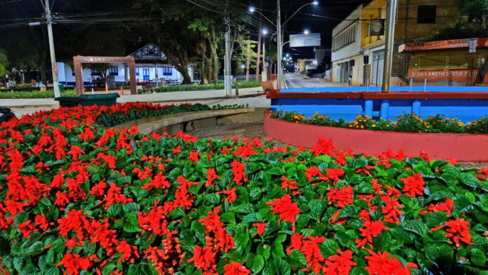 Praça Centenária será entregue nesta quarta; veja fotos recentes das obras que marcam 100 anos de Itabirito