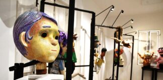 Giramundo, 50 anos: bonecos são atrações na Praça do Centenário, em Itabirito Giramundo, 50 anos: bonecos são atrações na Praça do Centenário, em Itabirito