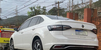 Mariana: jovem de 20 anos é pego pela PM conduzindo veículo clonado em alta velocidade Mariana: jovem de 20 anos é pego pela PM conduzindo veículo clonado em alta velocidade