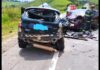 Grave acidente entre carros mata 2 pessoas na BR-267 Grave acidente entre carros mata 2 pessoas na BR-267