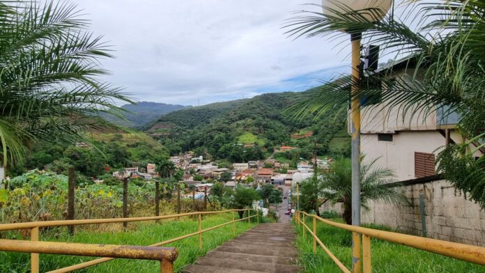 Sábado em Itabirito: 62 mm de chuva e bairros sem luz; em Amarantina, Ouro Preto, mais de 100 mm