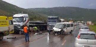 Acidente interdita BR-040 e gera congestionamento em Nova Lima Acidente interdita BR-040 e gera grande congestionamento em Nova Lima