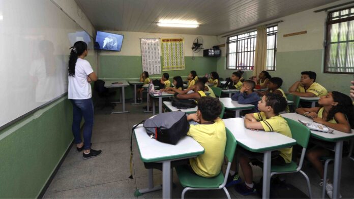 Wi-fi começa a ser instalado nas escolas da rede estadual de Minas. Foto -