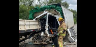 BR-381: caminhão se choca com carreta quando um dos motoristas parou para trocar de roupa BR-381: caminhão se choca com carreta quando um dos motoristas parou para trocar de roupa