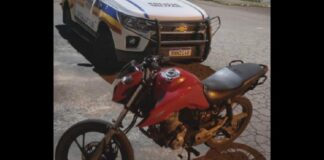 PM recupera, no bairro Gutierrez, em Itabirito, motocicleta furtada em dezembro, em BH PM recupera, no bairro Gutierrez, em Itabirito, motocicleta furtada em dezembro, em BH