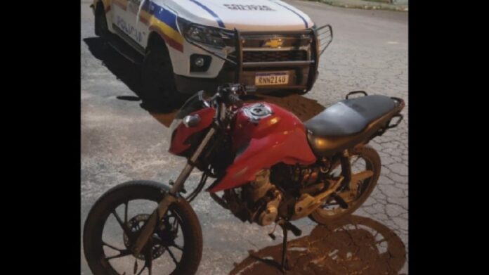 PM recupera, no bairro Gutierrez, em Itabirito, motocicleta furtada em dezembro, em BH