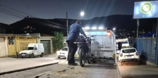 Itabirito: moto com placa levantada, sem retrovisores e com outras irregularidades é removida pela GM Itabirito: moto com placa levantada, sem retrovisores e com outras irregularidades é removida pela GM