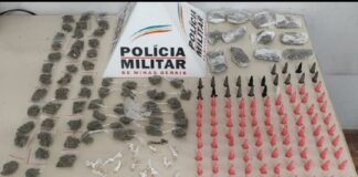 Itabirito: 103 pinos de cocaína, 48 pedras de crack, 61 buchas e 12 tabletes de maconha encontrados no PA