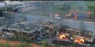 Incêndio atinge cinco ônibus escolares na Grande BH