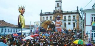 Justiça libera Carnaval na Praça Tiradentes, em Ouro Preto; prefeito faz vídeo em tom de desabafo Praça Tiradentes, em Ouro Preto - Foto: Reprodução Internet