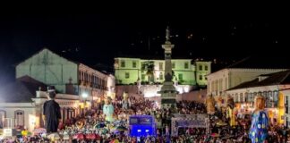Carnaval na Praça Tiradentes, Ouro Preto: apesar de o prefeito ter dito que sim, Justiça afirma que não Carnaval na Praça Tiradentes, Ouro Preto: apesar de o prefeito ter dito que sim, Justiça afirma que não