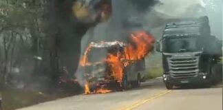 BR-356: ônibus da Serra Verde pega fogo próximo ao Alphaville BR-040: ônibus da Serra Verde pega fogo próximo ao Alphaville