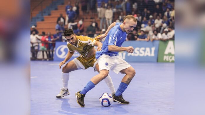 Cruzeiro Futsal empata com CRB por 3x3 em Mariana
