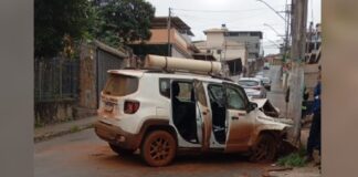 Itabirito: motorista passa mal ao volante e colide com poste no Santa Efigênia Itabirito: motorista passa mal ao volante e colide com poste no Santa Efigênia