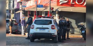 Itabirito: jovem de bicicleta é atropelado por ônibus entre Artur Bernardes e Queiroz Júnior Itabirito: jovem de bicicleta é atropelado por ônibus entre Artur Bernardes e Queiroz Júnior