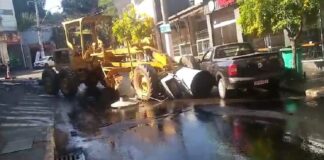 Trator arranca bomba de combustível em posto de gasolina de Congonhas Trator Arranca Bomba de Combustível em Posto de Gasolina em Congonhas