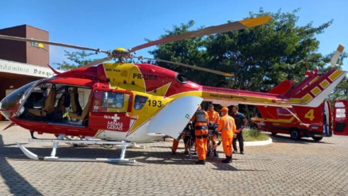 Acidente entre moto e carreta deixa motociclista com perna amputada na BR-381