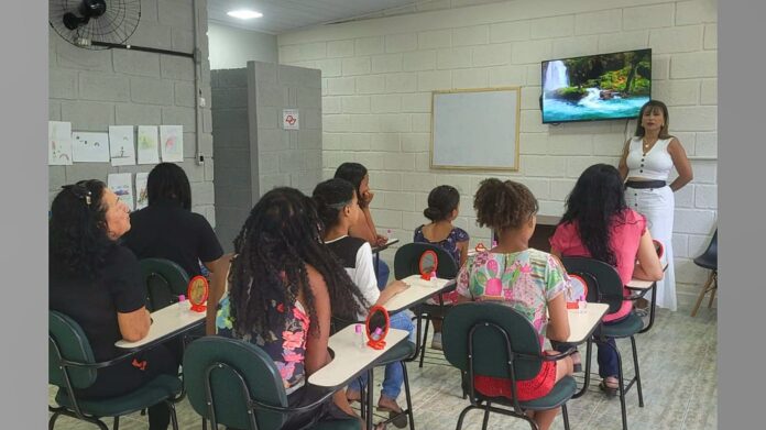 Bação, Itabirito: TFB realiza curso de automaquiagem e cuidados com a pele para celebrar Dia das Mães