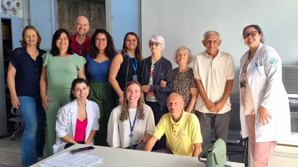 UFMG realiza projeto com idosos em Itabirito. Foto - reprodução.