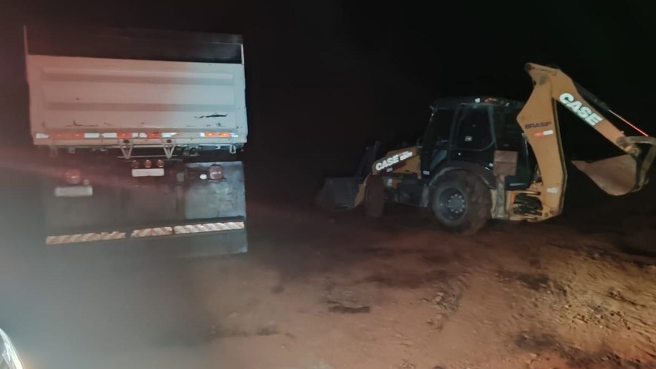 Ribeirão do Eixo, Itabirito: vigilantes detêm homem que retirava minério ilegal e chamam a PM
