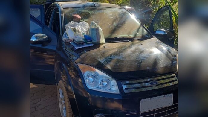 Ouro Preto: PM recupera carro e celulares roubados em assalto no Parque da Cachoeira das Andorinhas