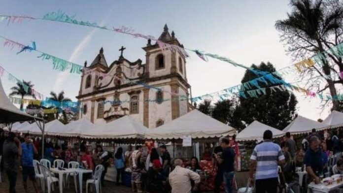 Ouro Preto: Festival Gastronômico de Glaura agita distrito com muita música e comidas típicas