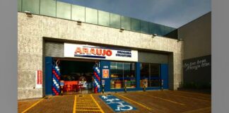 Drogaria Araujo de Itabirito tem 13 vagas em aberto: trabalhos para serem iniciados imediatamente Drogaria Araujo em Itabirito - Foto: Reprodução