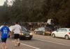 Ribeirão do Eixo, Itabirito, BR-040: violento acidente entre carreta e carro é flagrado por câmera Ribeirão do Eixo, Itabirito, BR-040: acidente entre carreta e carro é flagrado por câmera