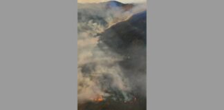 Imagens aéreas mostram fogo consumindo a Serra da Moeda, em Itabirito Imagens aéreas mostram fogo consumindo a Serra da Moeda, em Itabirito