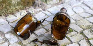 MG: cervejaria é condenada em caso de balconista que morreu por complicações após garrafa explodir MG: cervejaria é condenada em caso de balconista que morreu por complicações após garrafa explodir