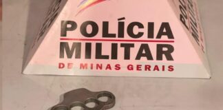 Itabirito: homem, portando soco-inglês, usa drogas no banheiro do Julifest e se dá mal Itabirito: homem, portando um soco-inglês, usa drogas no banheiro do Julifest e se dá mal