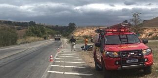 Soldado do Corpo de Bombeiros de MG morre em acidente de moto na BR-116 Soldado do Corpo de Bombeiros de MG morre em acidente de moto na BR-116