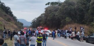 Motociclista, vítima de violento acidente na BR-356, em Ouro Preto, não teve braço amputado Motociclista, vítima de violento acidente na BR-356, em Ouro Preto, não teve braço amputado