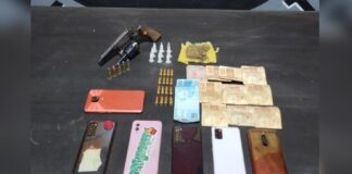 PM prende traficante e apreende arma, carro, cocaína e maconha em Mariana PM prende traficante e apreende arma, carro, cocaína e maconha em Mariana