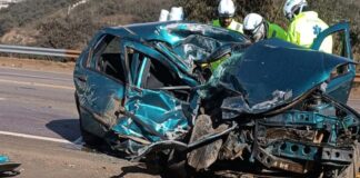BR-040, Congonhas: violento choque entre caminhão e carro mata motorista BR-040, Congonhas: colisão entre carro e caminhão mata motorista