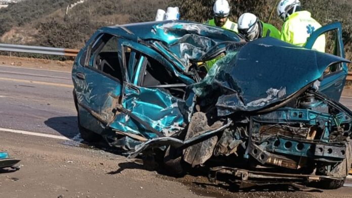 BR-040, Congonhas: colisão entre carro e caminhão mata motorista