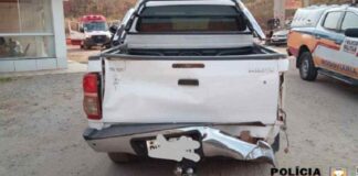 MG: motociclista morre após colidir na traseira de caminhonete na LMG-773 MG: motociclista morre após colidir na traseira de caminhonete na LMG-773