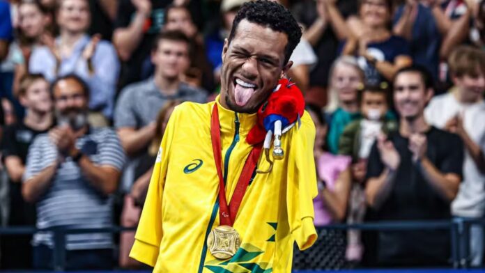 Paralimpíadas 2024: Gabriel Araujo conquista ouro na natação 100m costas e quebra recorde das Américas